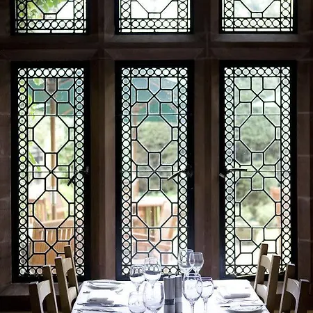 New Hall & Spa, 4*