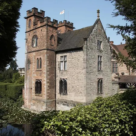 Hotel New Hall & Spa,